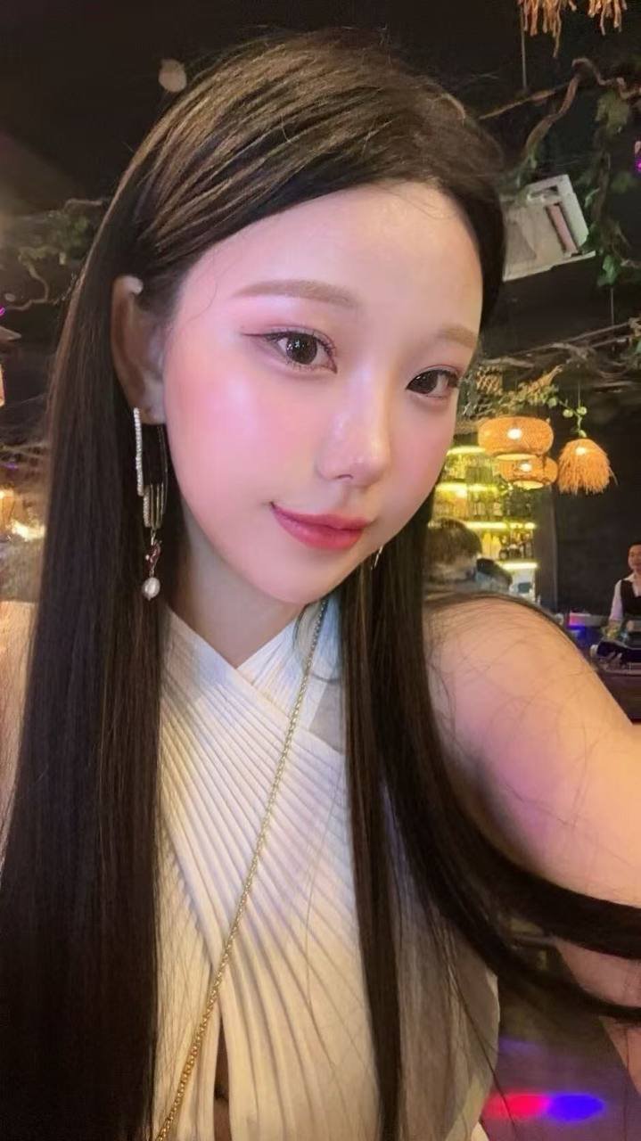 156108
